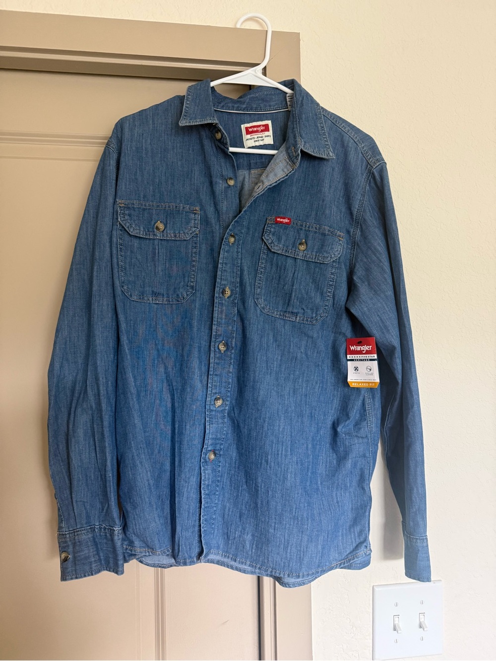 Wrangler Men's Denim Button-Down Shirt in Medium Blue